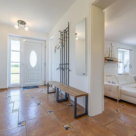 וילה Landhausvilla Wolsroi